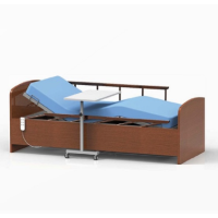 Кровать медицинская M-comfort передвижная с электроприводом для лежачих больных и инвалидов