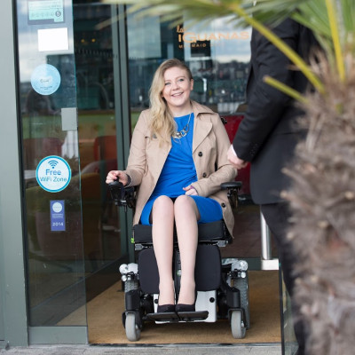 Крісло колісне з електроприводом Invacare TDX SP2 NB Крісло колісне з електроприводом Invacare TDX SP2 NB фотографія 7